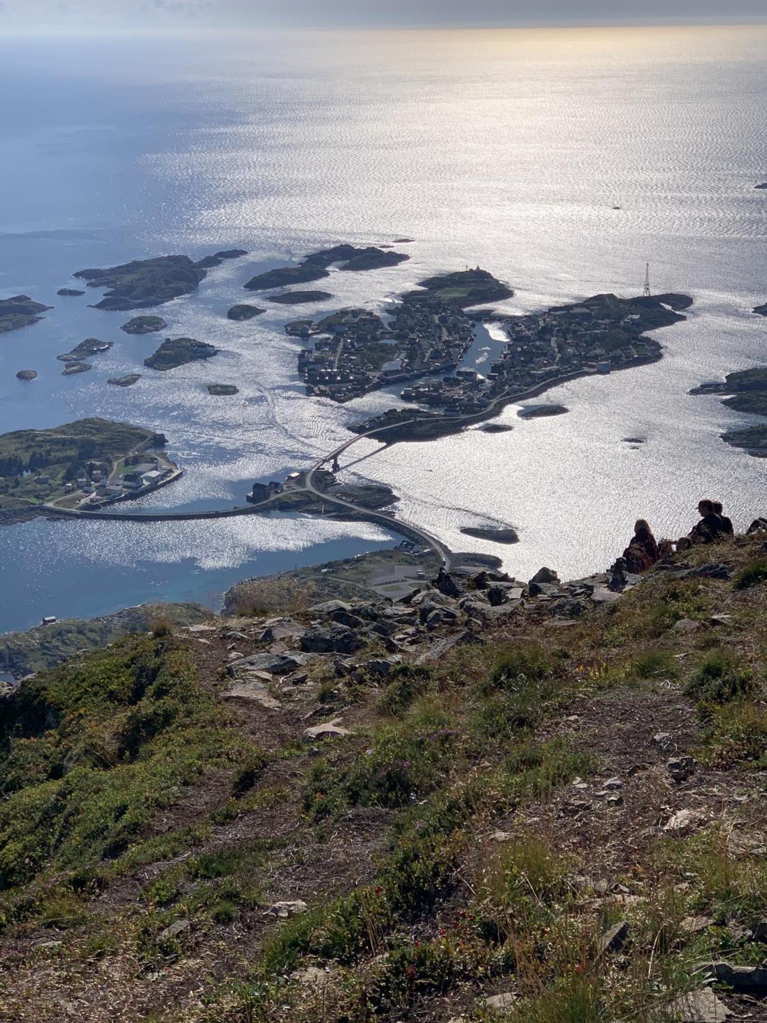 Stor Moderne Leilighet I Henningsvaer, 70 Kvm Henningsvær Exterior foto